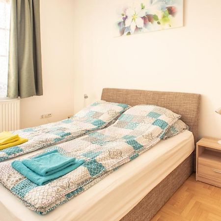 Modor Apartman Alsópáhok Exteriör bild