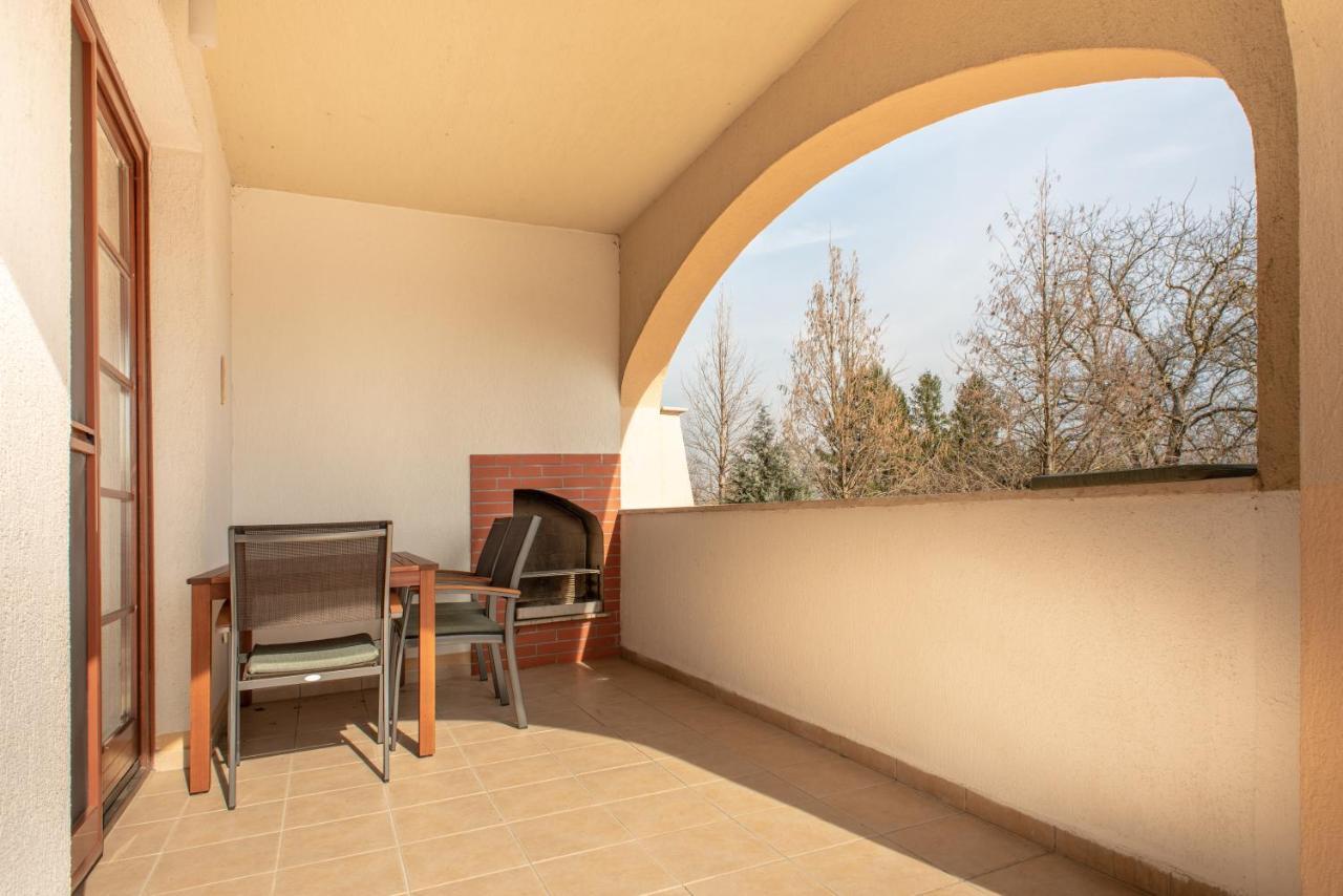 Modor Apartman Alsópáhok Exteriör bild