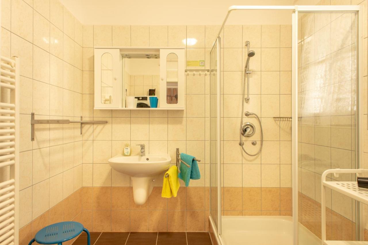 Modor Apartman Alsópáhok Exteriör bild