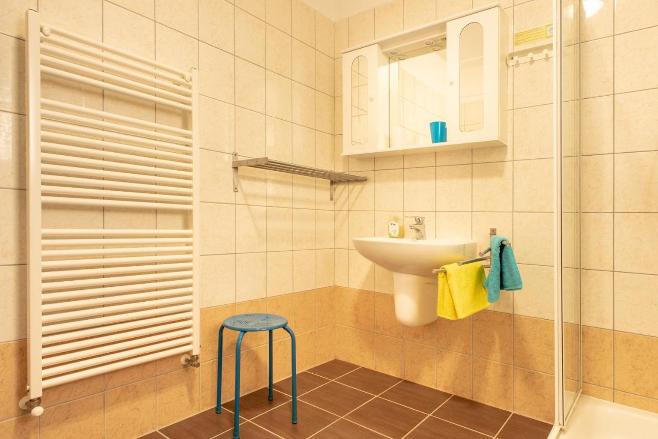 Modor Apartman Alsópáhok Exteriör bild