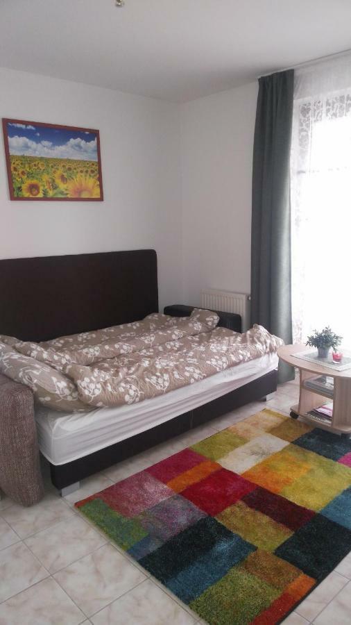 Modor Apartman Alsópáhok Exteriör bild
